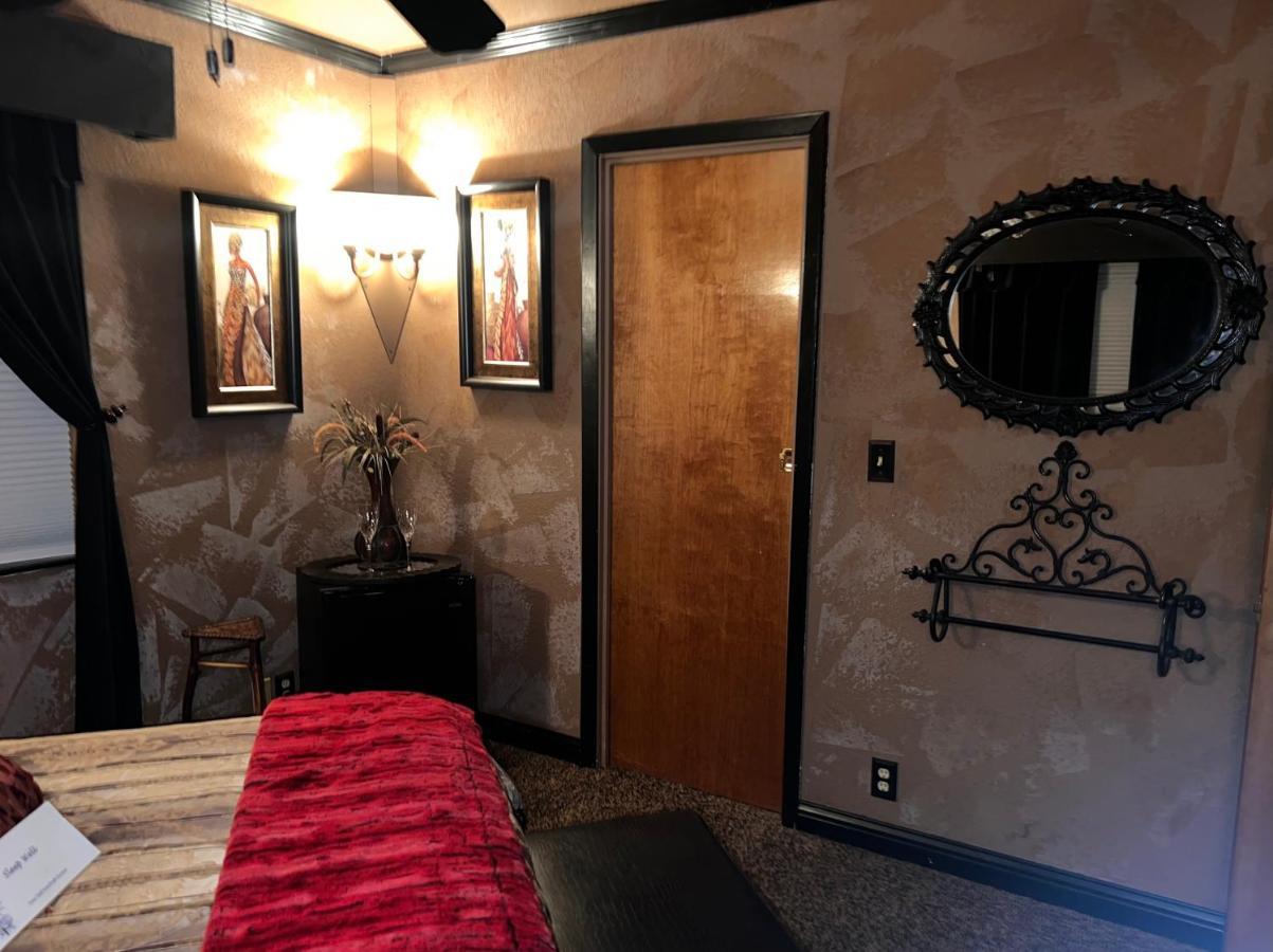 The Oasis Apartamento Redding Exterior foto